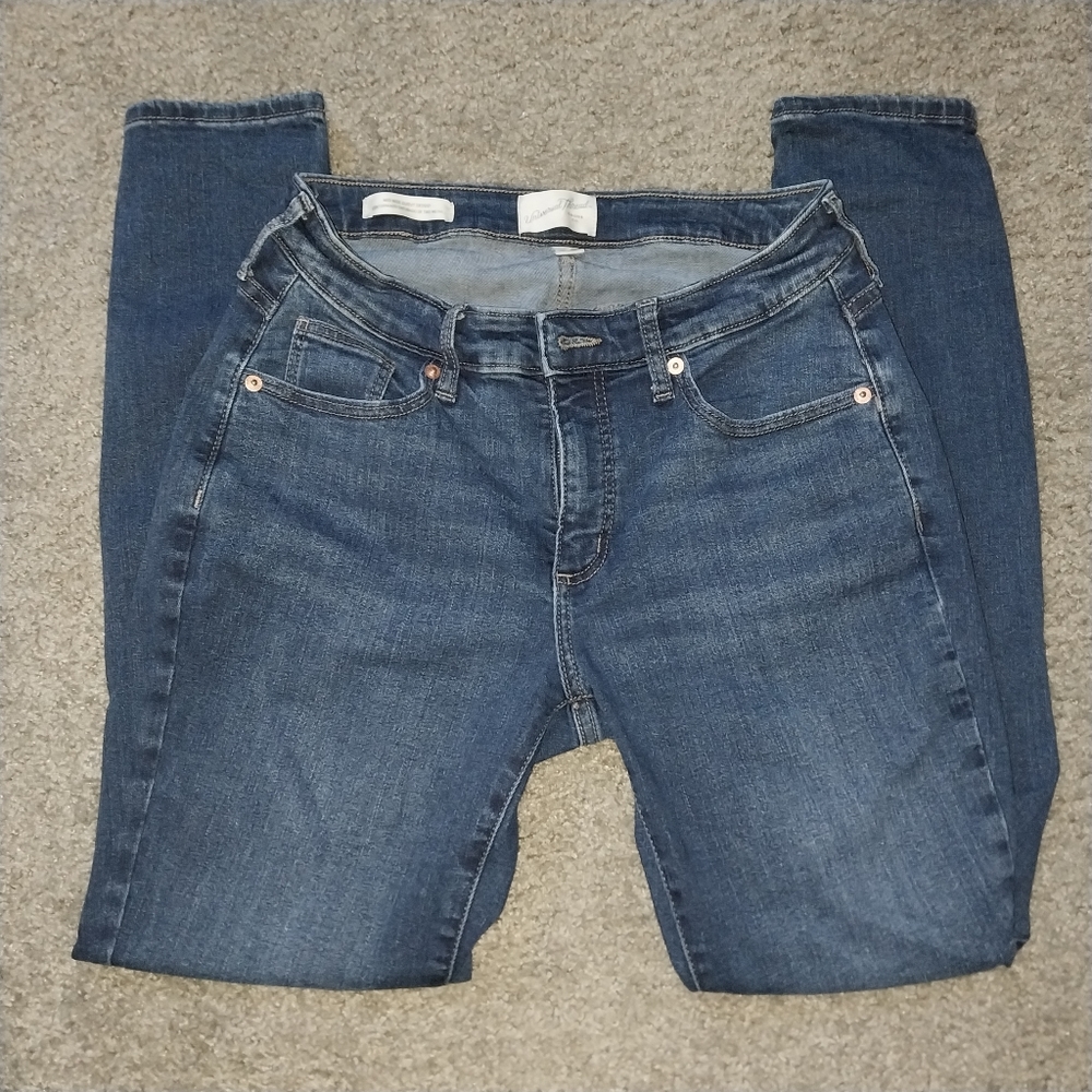 Universal Thread Mid-Rise Curvy Skinny Jeans 8/29R
